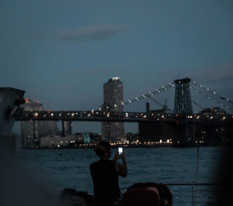 Bateaux Crociera con Cena a New York