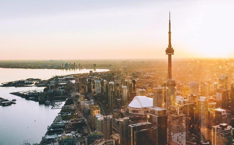 Niagara Falls, Toronto, Washington, Philadelphia Tour 5 Days