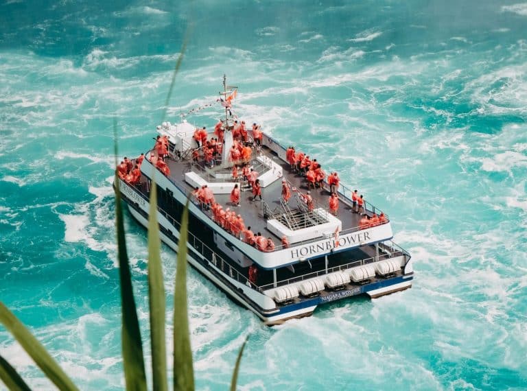 Niagara Falls Tour from New York: 2 Days